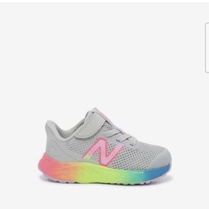 New Balance Fresh Foam Arishi V4 Sneaker